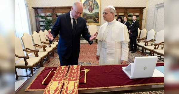 rosen jeljazkov papa omofor